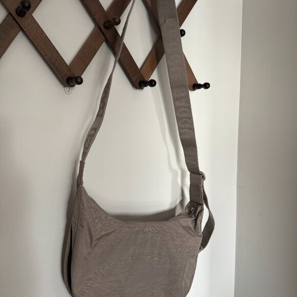BAGGU Crossbody Bag in Taupe - Picture 2 of 6